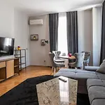 Luxury Vitosha Apartment